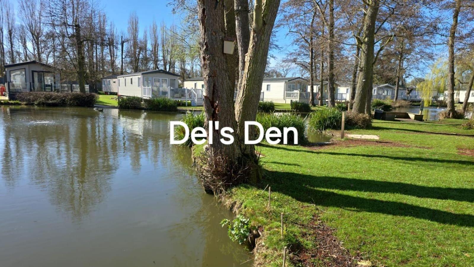 Del'S Den Lakeside Weeley Bridge 外观 照片
